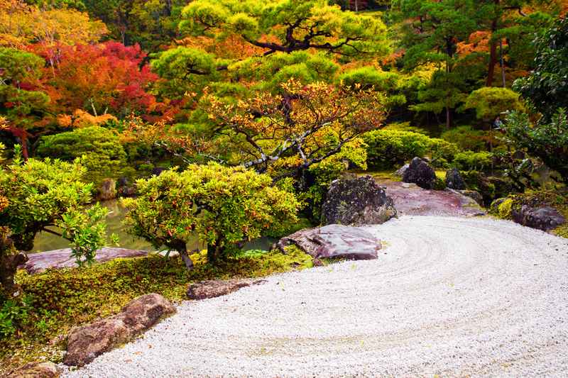 Tempel im Herbst Korea